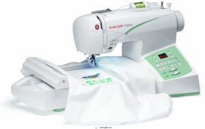 SINGER Futura CE-250 Computerized Sewing