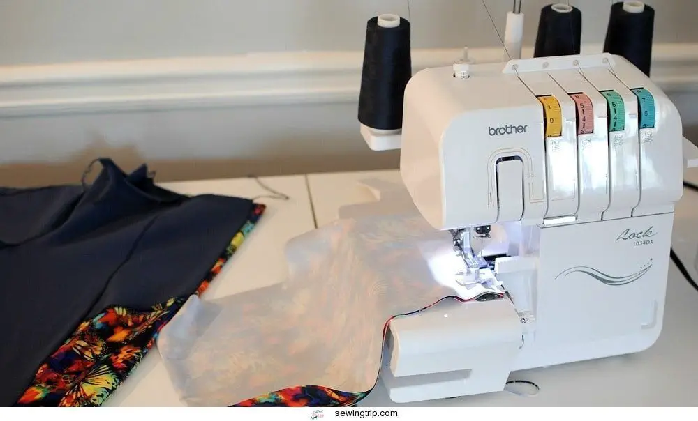 Best Sergers For Beginners in 2022 Reviewed