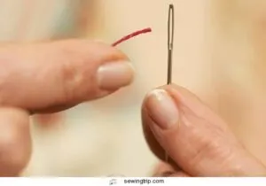 DIY-Sewing-Needle-Alternative-How-to-Sew-Without-a-Needle