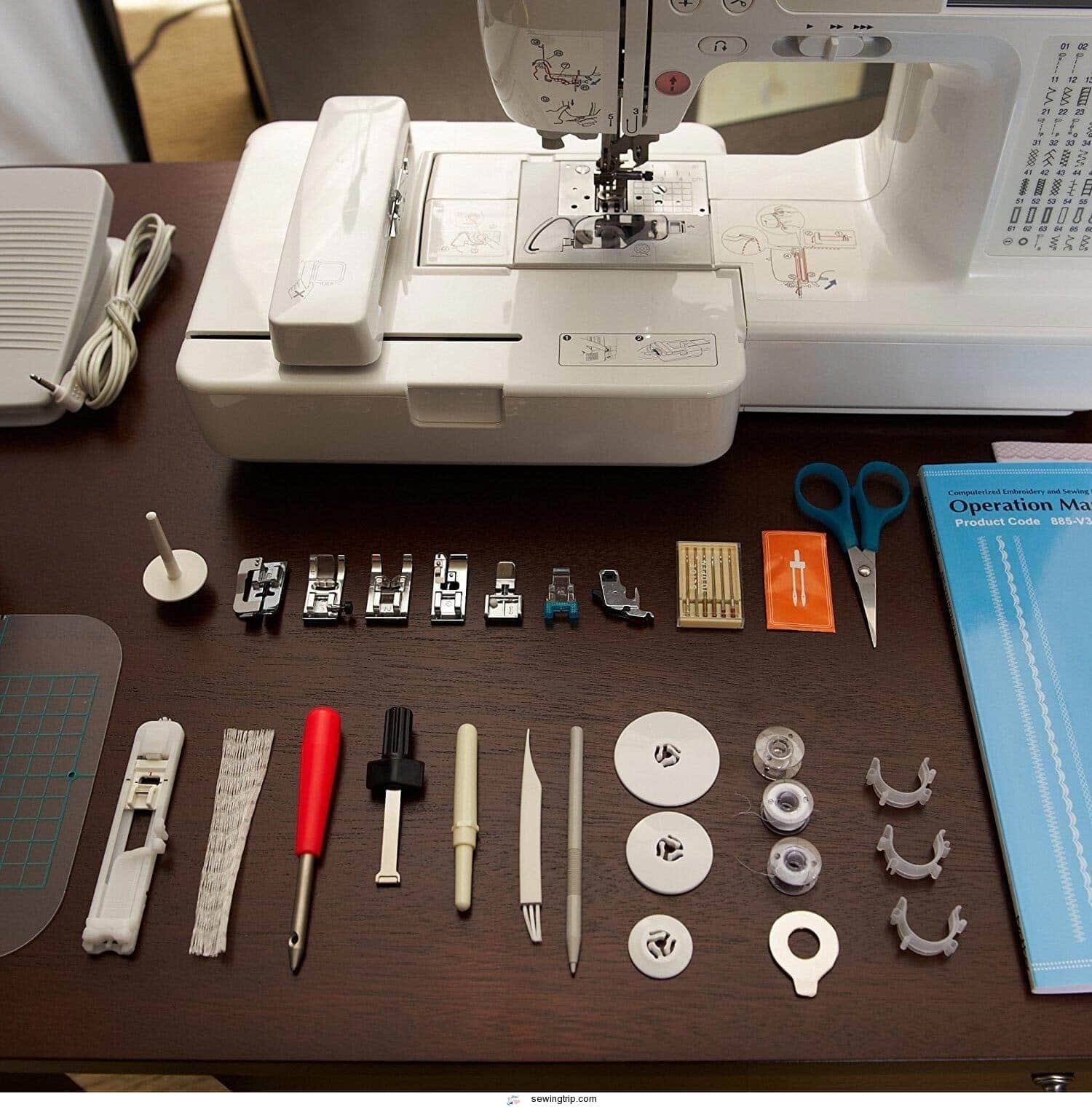 Brother LB6800PRW Project Runway Sewing and Embroidery Machine Review