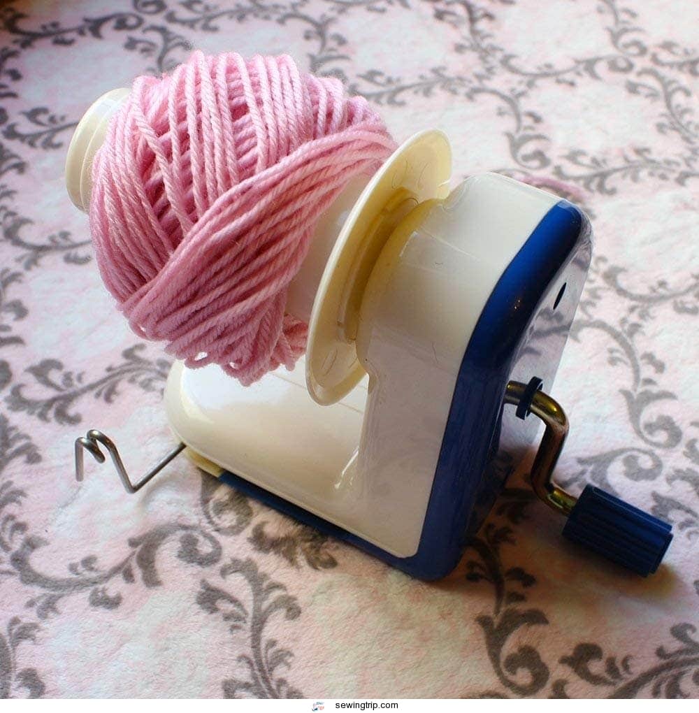 12 Best Yarn Winders — AWESOME Buyer’s Guide and How to Use
