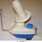 Stanwood Needlecraft YBW-B Hand-Operated Yarn B001L8DL4C
