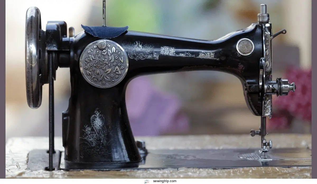 Who Invented the Sewing Machine?