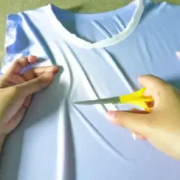how to cut tshirt neck