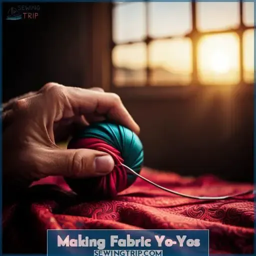 Making Fabric Yo-Yos