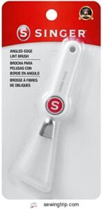 Best Sewing Machine Cleaning Brushes: Top 9 Reviewed 2 SINGER 02056 Angled Edge Lint B0018NBCTG