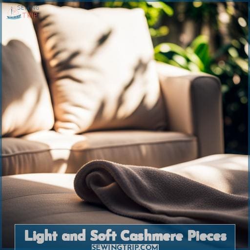 Light and Soft Cashmere Pieces