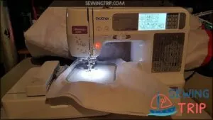 Brother SE400 Combination Computerized Sewing