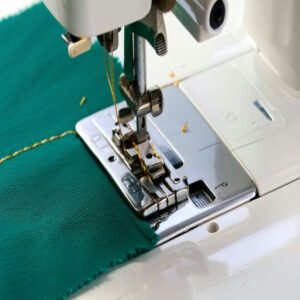 Automatic Buttonhole Feature