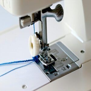Engaging Bobbin Winder Engaging Bobbin Winder