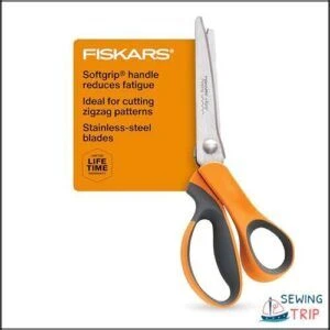 Fiskars SoftGrip Pinking Shears - B000B7OSSW