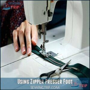 Using Zipper Presser Foot