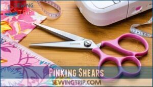pinking shears