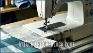 attach the overlock foot