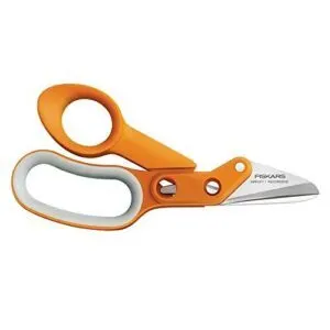 Best Sewing Scissors for Quilting: Reviews & Buying Guide 1 Fiskars Amplify RazorEdge Fabric Shears B00DF9W3EY