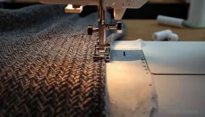 using the buttonhole foot on thick fabrics using the buttonhole foot on thick fabrics